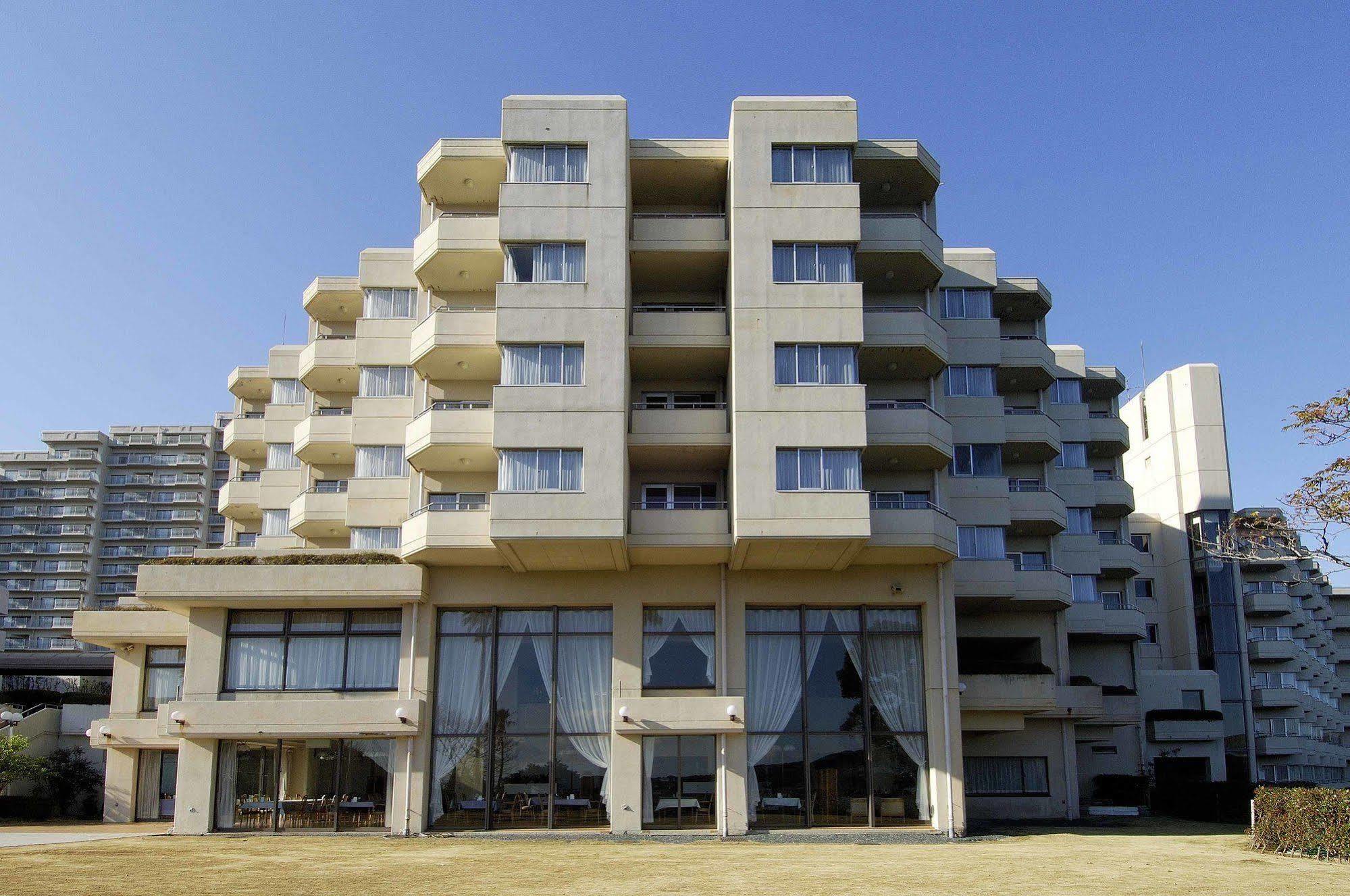 Wisterian Life Club Toba Hotel Exterior photo