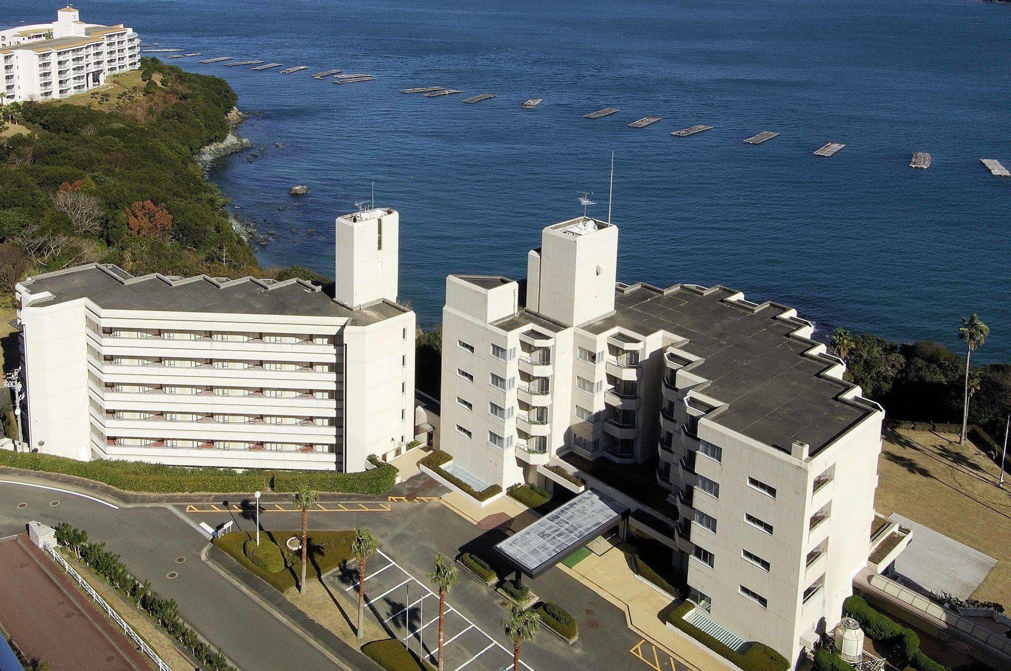 Wisterian Life Club Toba Hotel Exterior photo
